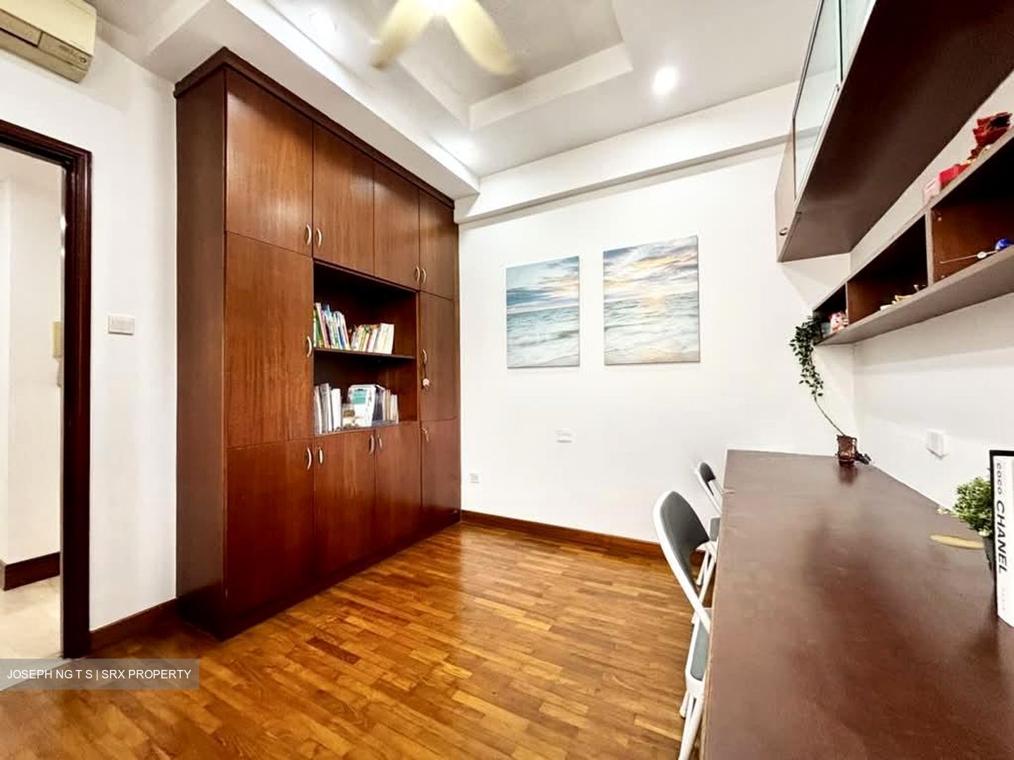 Seletaris (D27), Condominium #564139061